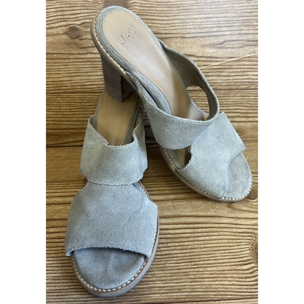 UGG Women's Celia Suede‎ Sandals Heels Open Toe Taupe Brown Sz 8 Shoes Slip On